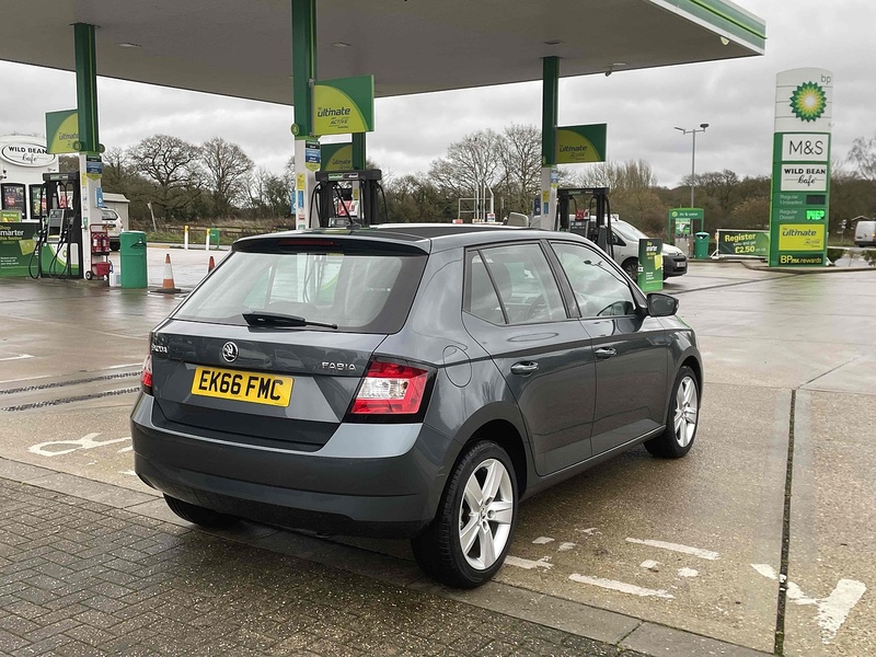 Skoda Fabia TSI SE L - U10002321