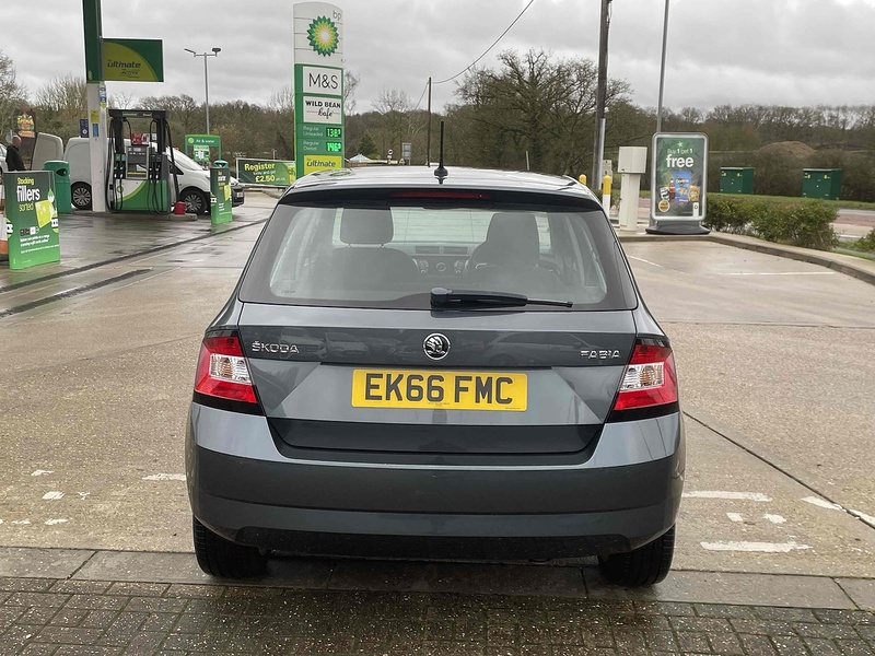 Skoda Fabia TSI SE L - U10002321