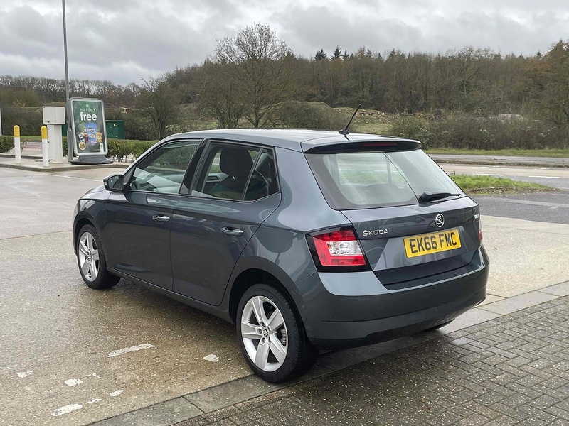 Skoda Fabia TSI SE L - U10002321