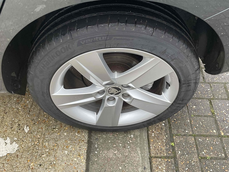 Skoda Fabia TSI SE L - U10002321