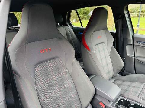 Volkswagen Golf TSI GTI - U10002360