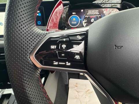 Volkswagen Golf TSI GTI - U10002360