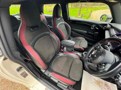 MINI Hatch John Cooper Works - U10002361