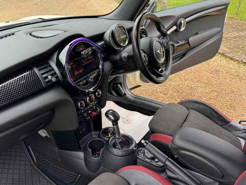 MINI Hatch John Cooper Works - U10002361