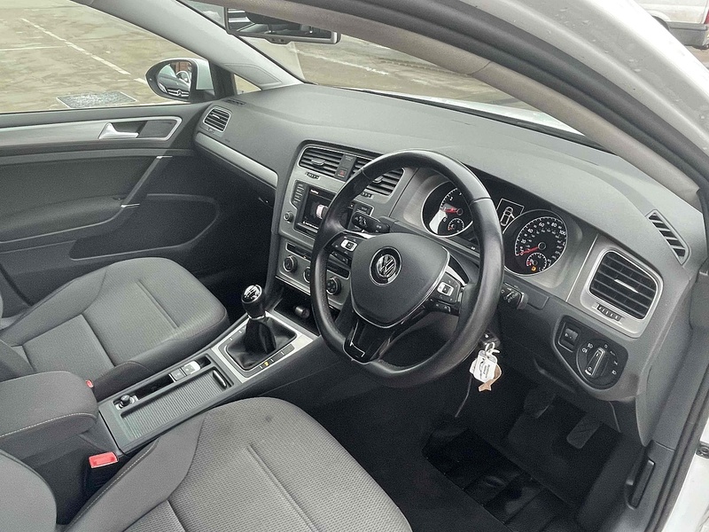 Volkswagen Golf TSI BlueMotion Tech Match - U10002385