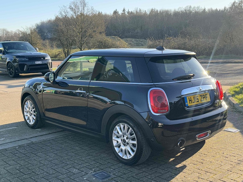 MINI Hatch Hatch 1.5 Cooper Auto Euro 6 (s/s) 3dr - U10002389