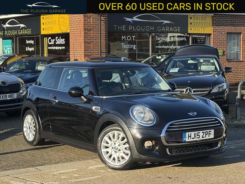 MINI Hatch Hatch 1.5 Cooper Auto Euro 6 (s/s) 3dr - U10002389