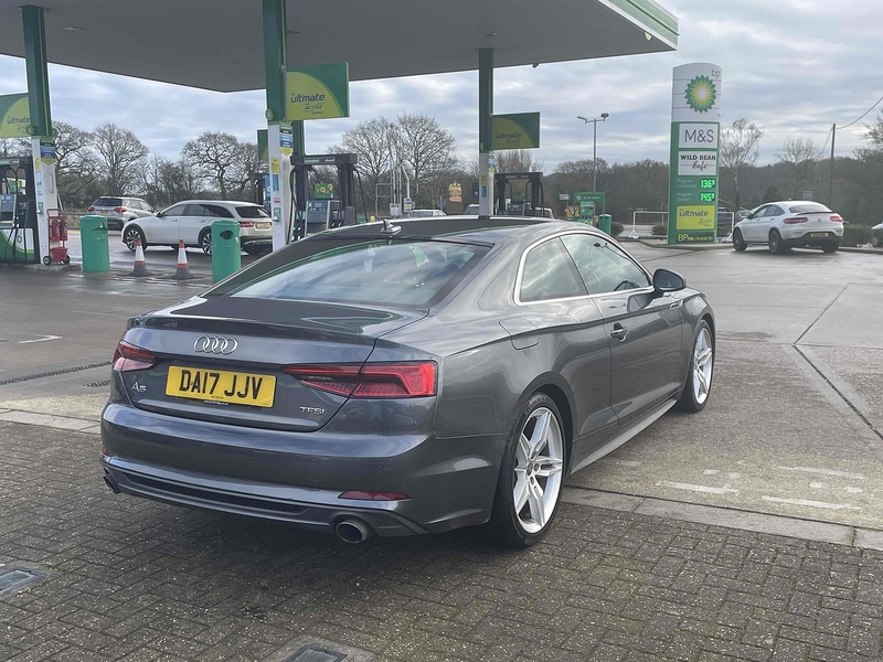 Audi A5 TFSI S line - U10002411