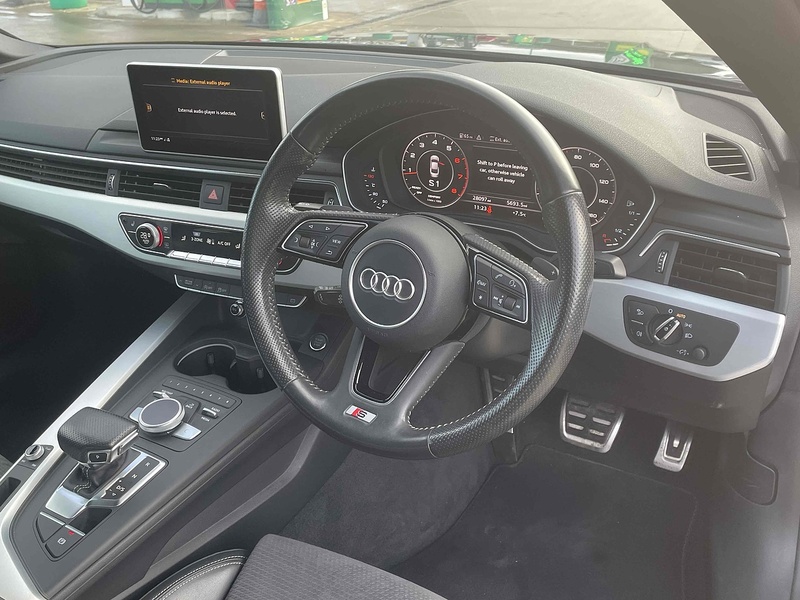 Audi A5 TFSI S line - U10002411