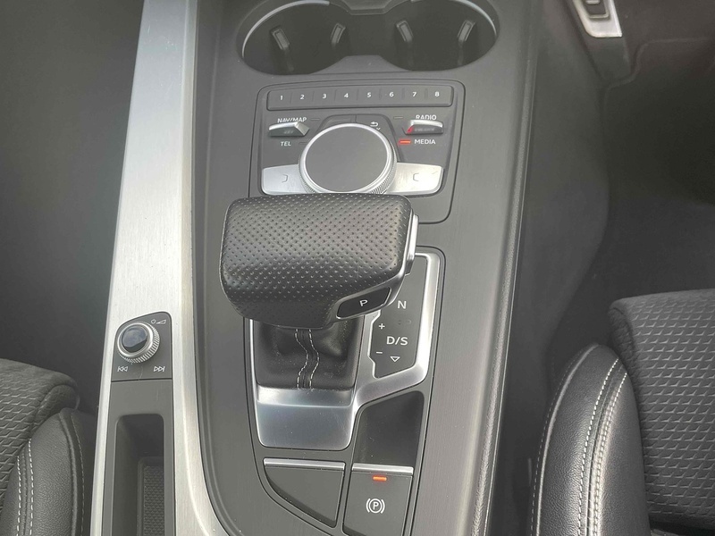 Audi A5 TFSI S line - U10002411