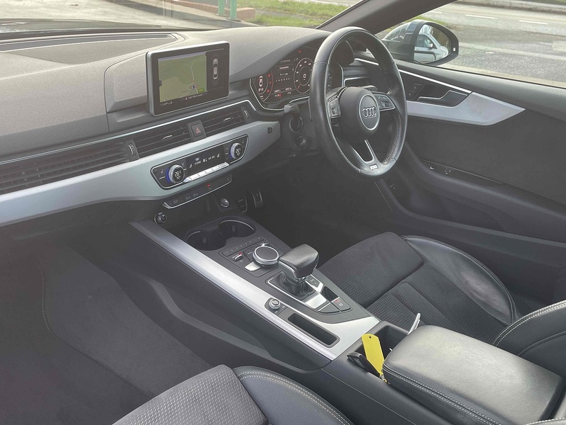 Audi A5 TFSI S line - U10002411