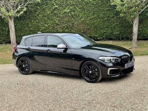BMW 1 Series 3.0 M140i Shadow Edition Auto Euro 6 (s/s) 5dr - U10002430