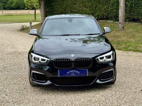 BMW 1 Series 3.0 M140i Shadow Edition Auto Euro 6 (s/s) 5dr - U10002430