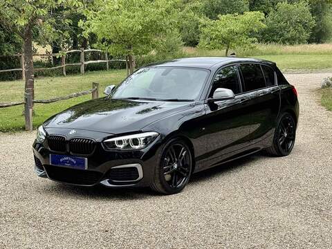 BMW 1 Series 3.0 M140i Shadow Edition Auto Euro 6 (s/s) 5dr - U10002430