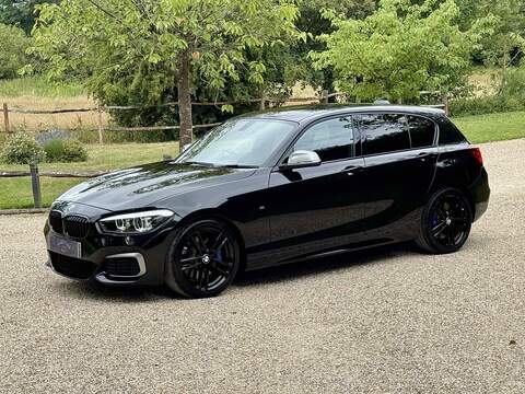 BMW 1 Series 3.0 M140i Shadow Edition Auto Euro 6 (s/s) 5dr - U10002430