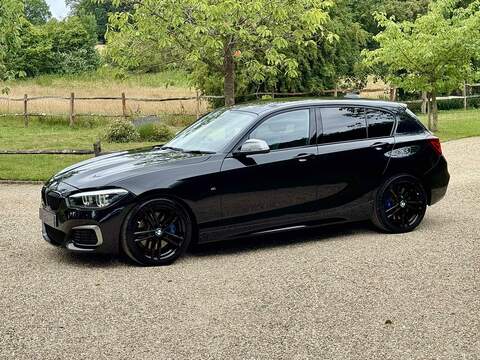 BMW 1 Series 3.0 M140i Shadow Edition Auto Euro 6 (s/s) 5dr - U10002430