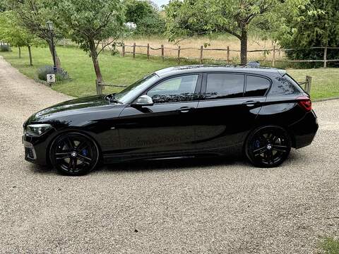 BMW 1 Series 3.0 M140i Shadow Edition Auto Euro 6 (s/s) 5dr - U10002430