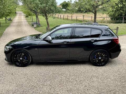 BMW 1 Series 3.0 M140i Shadow Edition Auto Euro 6 (s/s) 5dr - U10002430