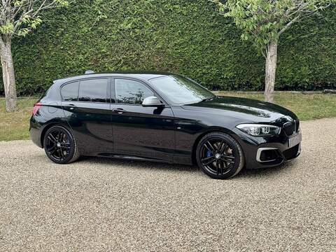 BMW 1 Series 3.0 M140i Shadow Edition Auto Euro 6 (s/s) 5dr - U10002430