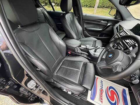 BMW 1 Series 3.0 M140i Shadow Edition Auto Euro 6 (s/s) 5dr - U10002430