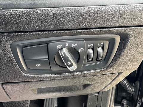 BMW 1 Series 3.0 M140i Shadow Edition Auto Euro 6 (s/s) 5dr - U10002430