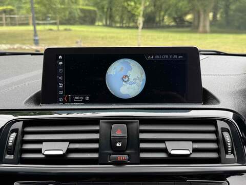 BMW 1 Series 3.0 M140i Shadow Edition Auto Euro 6 (s/s) 5dr - U10002430