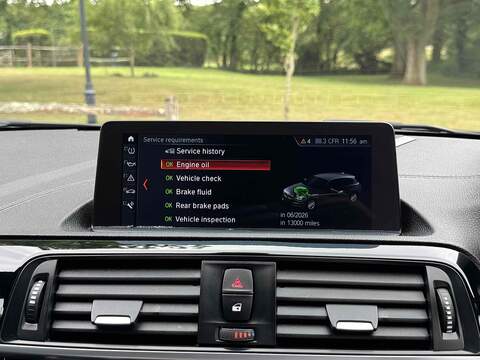 BMW 1 Series 3.0 M140i Shadow Edition Auto Euro 6 (s/s) 5dr - U10002430