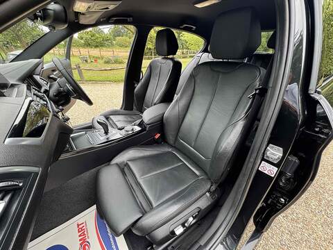 BMW 1 Series 3.0 M140i Shadow Edition Auto Euro 6 (s/s) 5dr - U10002430