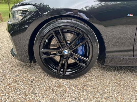 BMW 1 Series 3.0 M140i Shadow Edition Auto Euro 6 (s/s) 5dr - U10002430