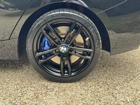 BMW 1 Series 3.0 M140i Shadow Edition Auto Euro 6 (s/s) 5dr - U10002430