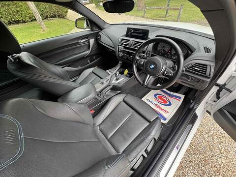 BMW M2 i - U10002434