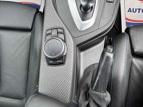 BMW M2 i - U10002434