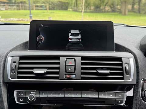 BMW M2 i - U10002434