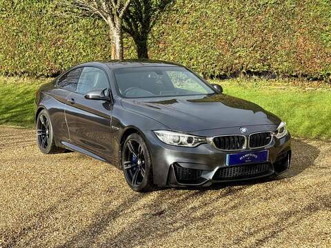 BMW M4 BiTurbo - U10002444