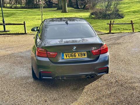 BMW M4 BiTurbo - U10002444