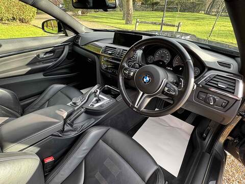 BMW M4 BiTurbo - U10002444