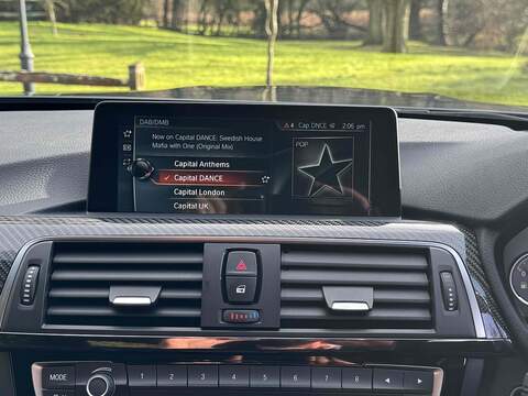 BMW M4 BiTurbo - U10002444