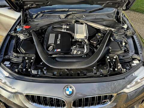 BMW M4 BiTurbo - U10002444