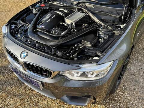 BMW M4 BiTurbo - U10002444