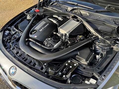 BMW M4 BiTurbo - U10002444