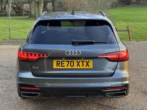 Audi A4 Avant TFSI Black Edition - U10002482