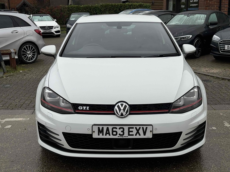 Volkswagen Golf TSI BlueMotion Tech GTI - U10002486
