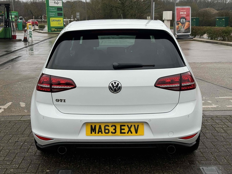 Volkswagen Golf TSI BlueMotion Tech GTI - U10002486