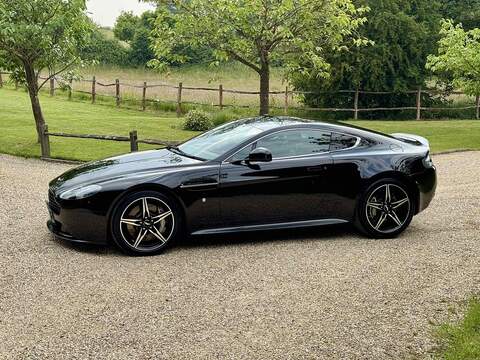 Aston Martin Vantage Vantage 4.7 V8 S Euro 6 2dr - U10002493