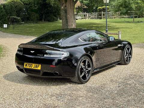 Aston Martin Vantage Vantage 4.7 V8 S Euro 6 2dr - U10002493