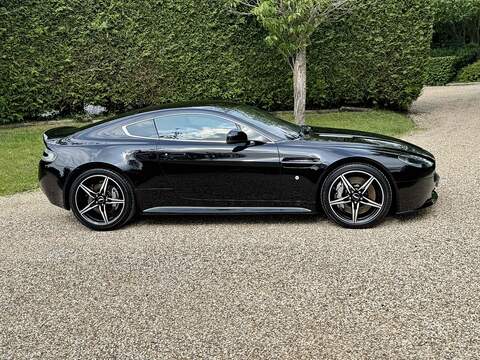 Aston Martin Vantage Vantage 4.7 V8 S Euro 6 2dr - U10002493