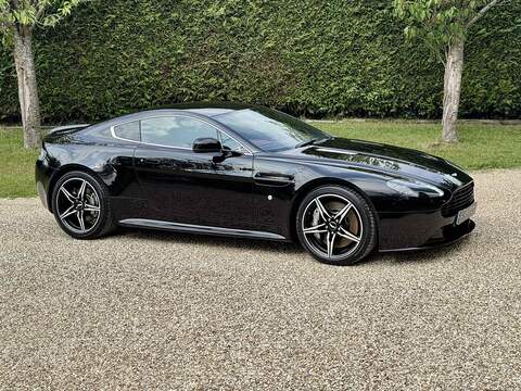 Aston Martin Vantage Vantage 4.7 V8 S Euro 6 2dr - U10002493