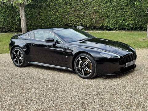 Aston Martin Vantage Vantage 4.7 V8 S Euro 6 2dr - U10002493