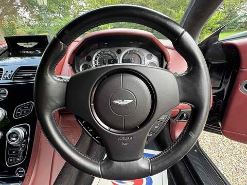 Aston Martin Vantage Vantage 4.7 V8 S Euro 6 2dr - U10002493