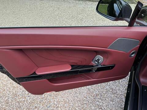 Aston Martin Vantage Vantage 4.7 V8 S Euro 6 2dr - U10002493